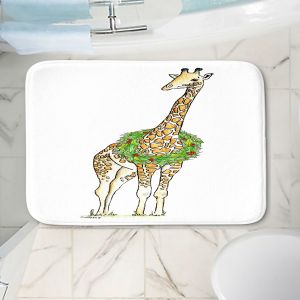 Decorative Bathroom Mats | Marley Ungaro - Christmas Wreath Giraffe | Christmas Wild Animals