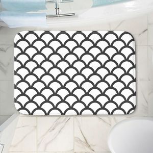 Decorative Bathroom Mats | Organic Saturation - White Scallop Pattern